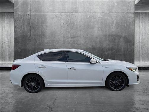 2022 Acura ILX Premium & A-SPEC Packages