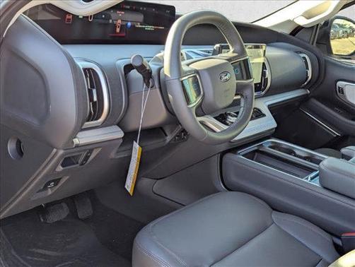 2025 Ford Expedition Max Active 4x2