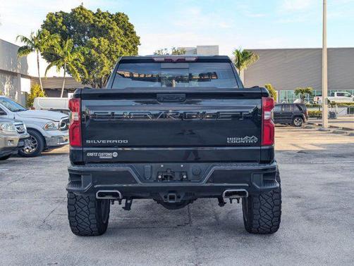 2022 Chevrolet Silverado 1500 High Country