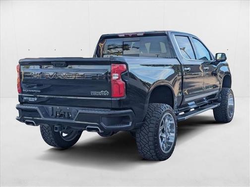 2022 Chevrolet Silverado 1500 High Country