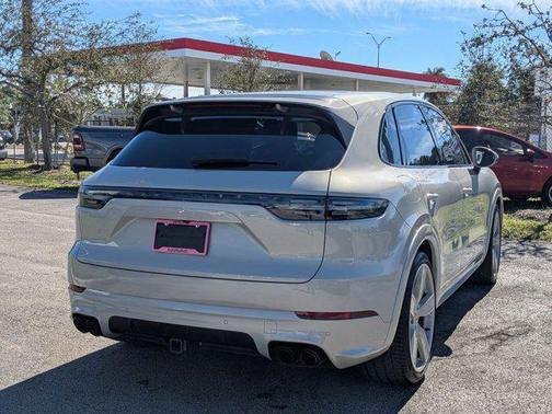 2023 Porsche Cayenne GTS