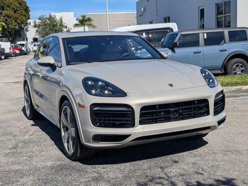 2023 Porsche Cayenne GTS