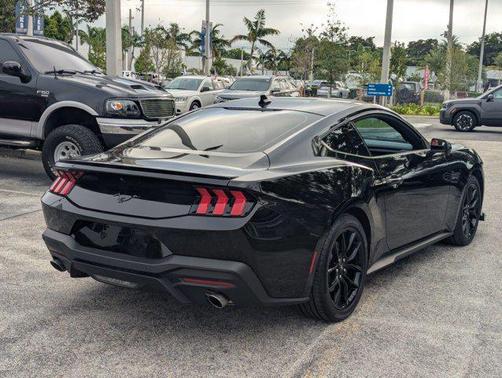 2024 Ford Mustang EcoBoost