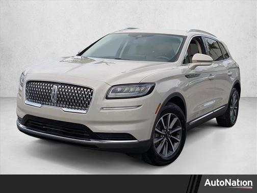 2022 Lincoln Nautilus Standard