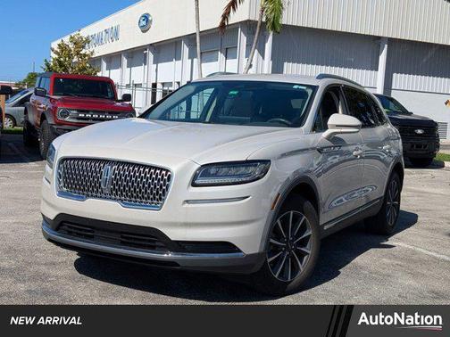 2022 Lincoln Nautilus Standard