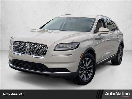 2022 Lincoln Nautilus Standard