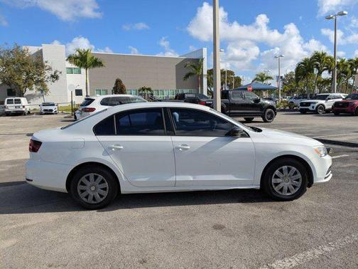 2016 Volkswagen Jetta 1.4T S w/Technology