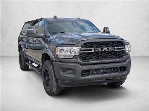 2024 RAM 2500 Tradesman Crew Cab 4x4 6'4' Box