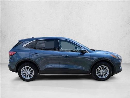 Blue Metallic 2020 Ford Escape SE