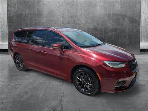 2021 Chrysler Pacifica Touring