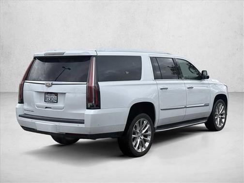 2019 Cadillac Escalade ESV Luxury