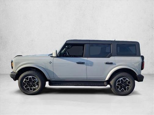 Avalanche Gray 2026 Ford Bronco Outer Banks