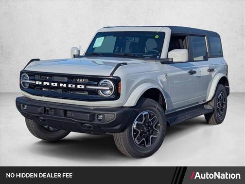 Avalanche Gray 2026 Ford Bronco Outer Banks