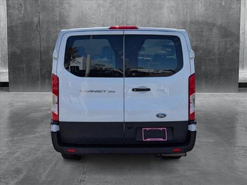 2022 Ford Transit-350 XLT