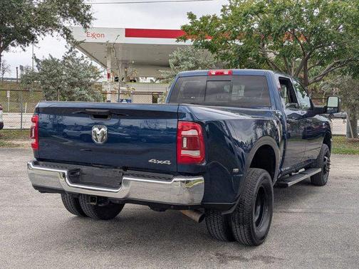 2024 RAM 3500 Tradesman Crew Cab 4x4 8' Box