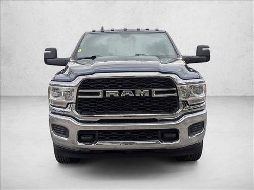 2024 RAM 3500 Tradesman Crew Cab 4x4 8' Box