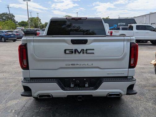 White Frost Tricoat 2025 GMC Sierra 1500 Denali Ultimate