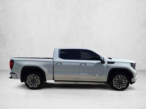 White Frost Tricoat 2025 GMC Sierra 1500 Denali Ultimate