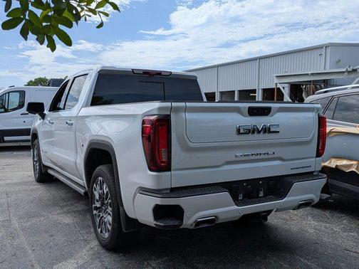 White Frost Tricoat 2025 GMC Sierra 1500 Denali Ultimate