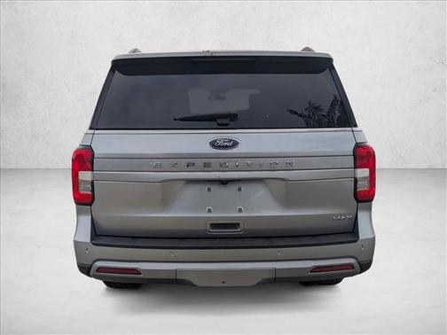 2022 Ford Expedition Max XLT