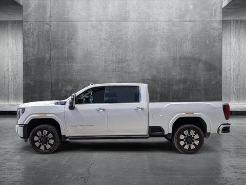 2024 GMC Sierra 3500 Denali