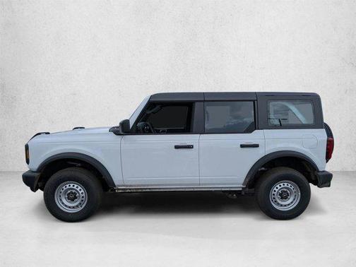 Oxford White 2026 Ford Bronco Base