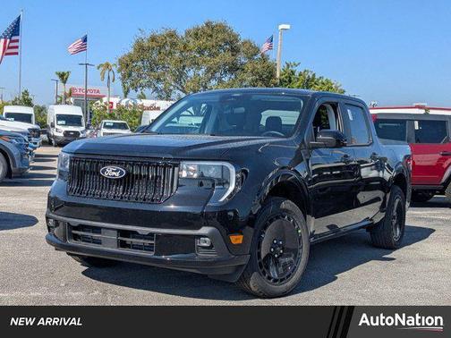 2026 Ford Maverick Lobo Standard