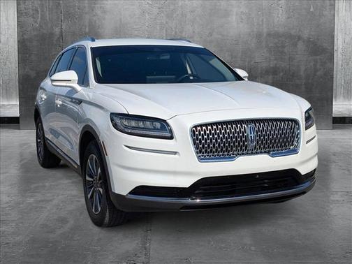 2022 Lincoln Nautilus Standard