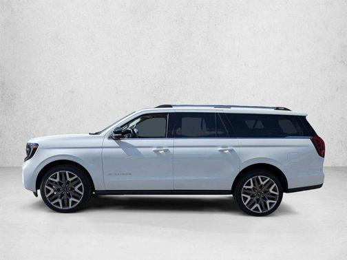 Star White Metallic Tri-Coat 2026 Ford Expedition Max Platinum
