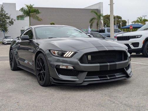 2019 Ford Shelby GT350 Base