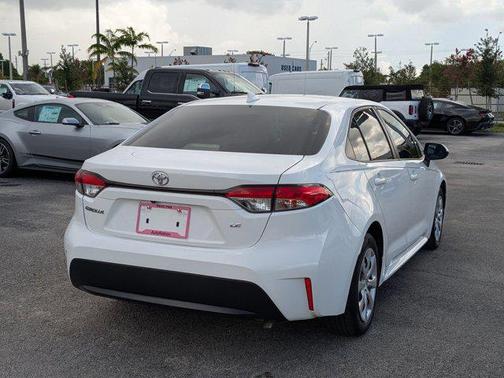 2020 Toyota Corolla LE