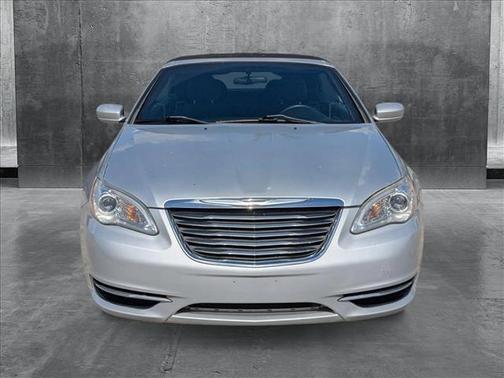 2011 Chrysler 200 Touring
