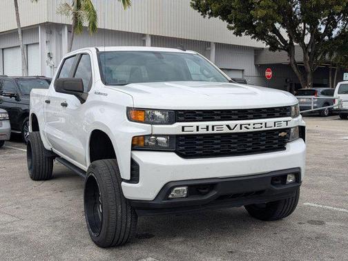 2022 Chevrolet Silverado 1500 Custom