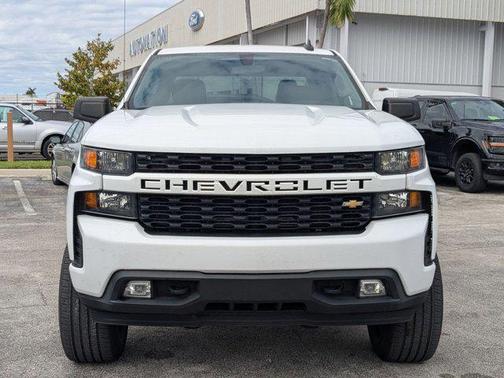 2022 Chevrolet Silverado 1500 Custom