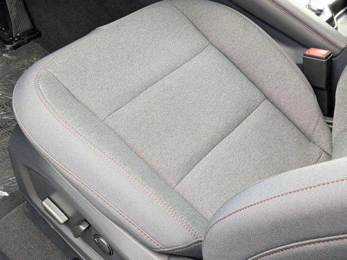 Space White Metallic 2026 Ford Explorer Active w/200A Pkg