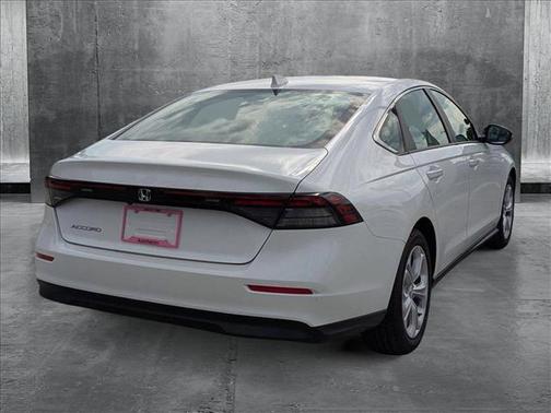 2025 Honda Accord LX 1.5T