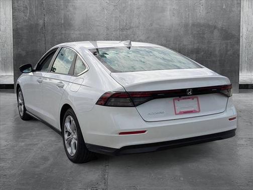 2025 Honda Accord LX 1.5T