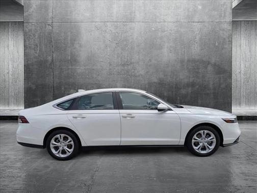 2025 Honda Accord LX 1.5T