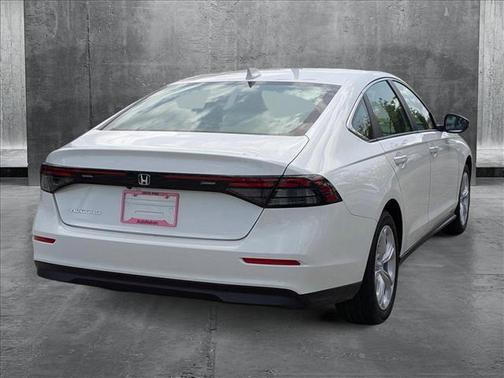 2025 Honda Accord LX 1.5T