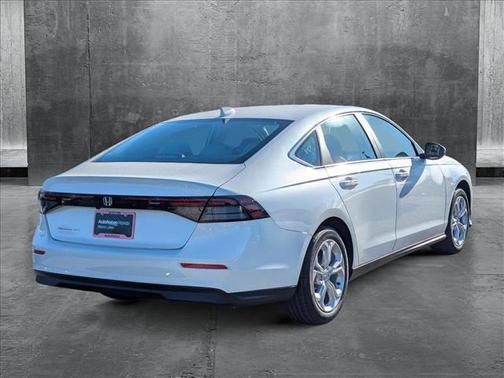 2025 Honda Accord LX 1.5T