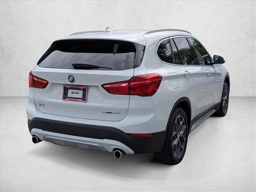 Alpine White 2022 BMW X1 sDrive28i