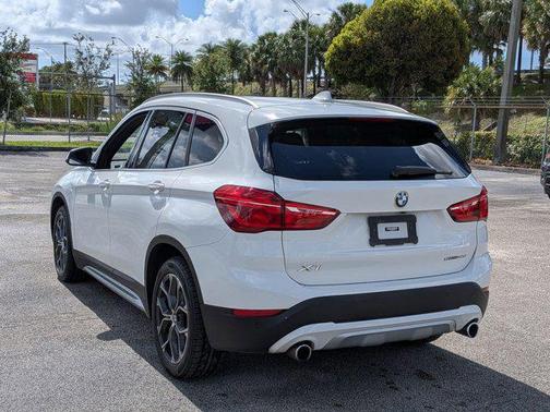 Alpine White 2022 BMW X1 sDrive28i