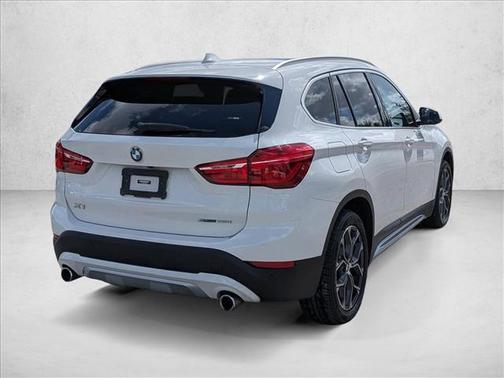 Alpine White 2022 BMW X1 sDrive28i
