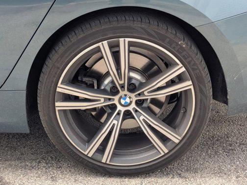 2019 BMW 330 330i