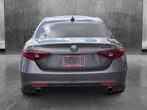2021 Alfa Romeo Giulia Ti