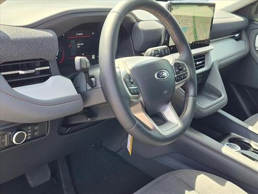Space White Metallic 2026 Ford Explorer Active