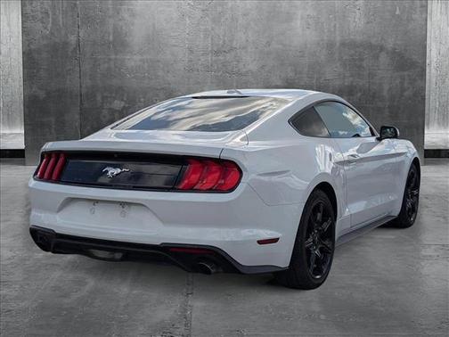 2020 Ford Mustang EcoBoost