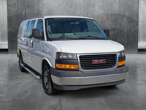 2017 GMC Savana 2500 Work Van