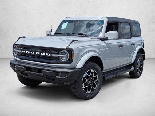 Avalanche Gray 2026 Ford Bronco Outer Banks