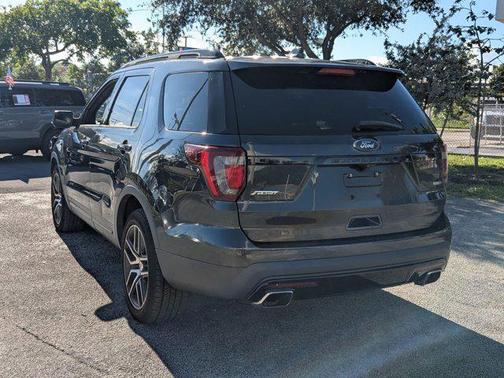 2017 Ford Explorer sport
